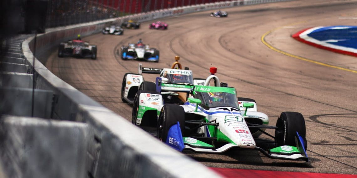 Dale Coyne revela trio de pilotos para esforço duplo na IndyCar.