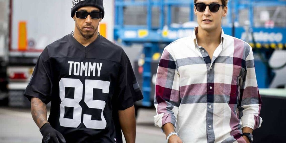 Assista: Lewis Hamilton dá sua opinião sobre a capacidade de George Russell de liderar a Mercedes.