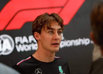 George Russell sugere que a Mercedes se concentre nos fundamentos para melhorar o desempenho abaixo do esperado do W15 antes do Grande Prêmio de Miami.