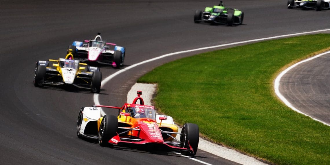 Novo jardim supera Herta em prática caótica da Indy 500 nesta segunda-feira.