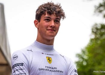 Sainz não correrá no Grande Prêmio da Arábia Saudita, Bearman de 18 anos estreia na F1 com a Ferrari.