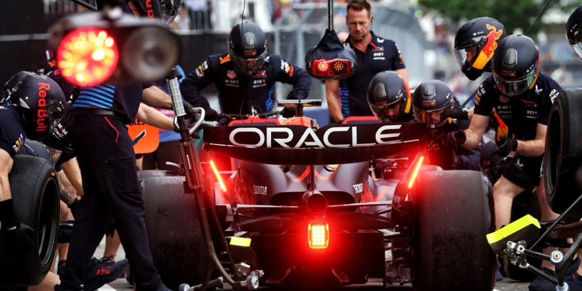 Verstappen reconhece possíveis consequências do problema no FP2 do GP do Canadá da F1.