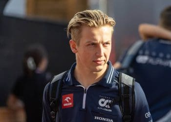 Liam Lawson reconhece incerteza sobre seu futuro na F1 apesar de impressionante estreia em 2023.