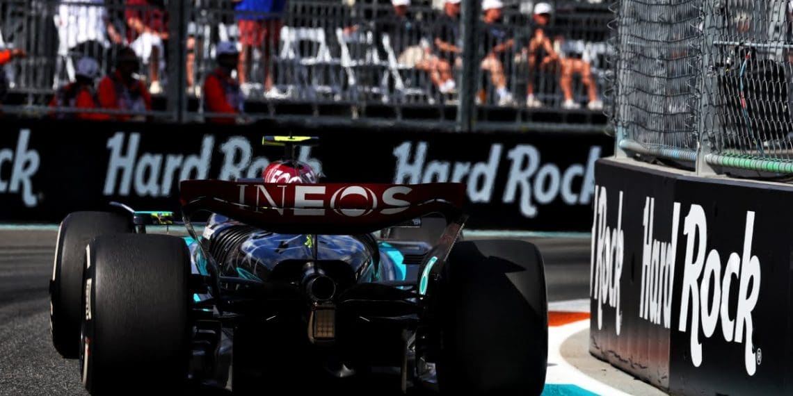 Wolff: Mercedes acelerando para trazer melhorias ao veículo de F1 de 2024.