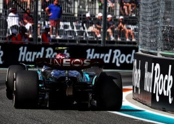 Wolff: Mercedes acelerando para trazer melhorias ao veículo de F1 de 2024.