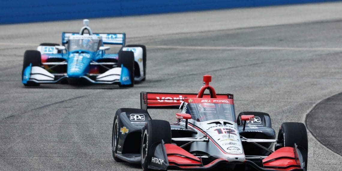 Poder domina teste híbrido da IndyCar no Milwaukee Mile.