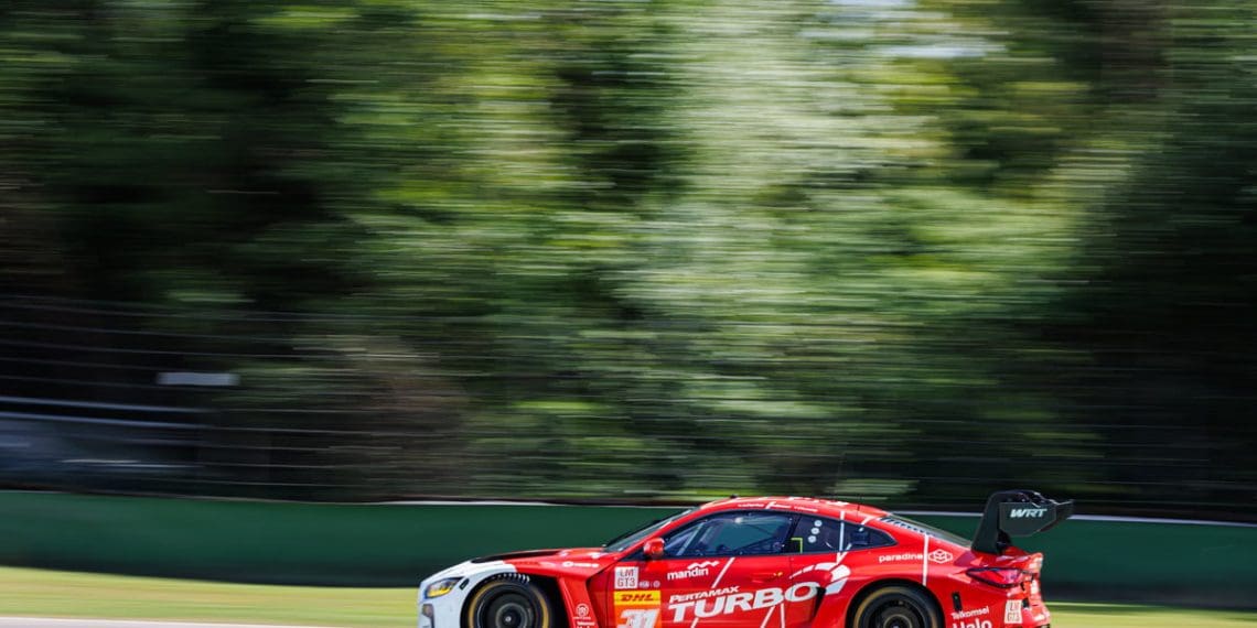 Farfus lidera corrida LMGT3 em Imola pela equipe WRT.
