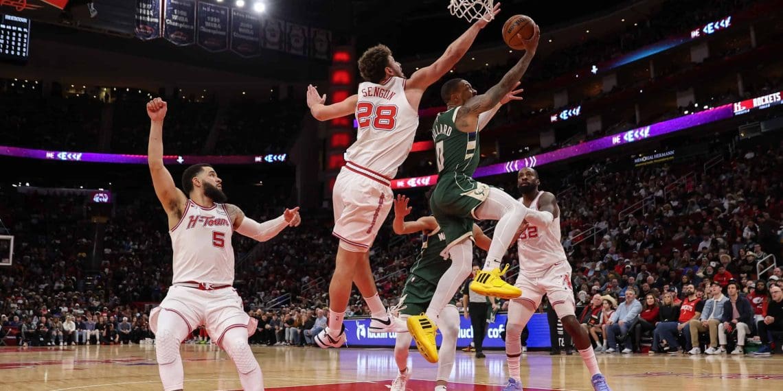 ROCKETS STAR FUMES OVER ALL-STAR GAME SNUB