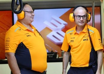 Sanchez deixa a McLaren após desentendimentos sobre posição na F1.