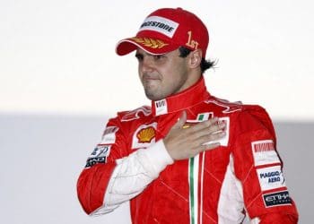 Antigo campeão de F1 critica desempenho de Felipe Massa.