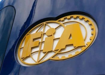 FIA planeja punir Red Bull e outras equipes por explorar brechas no limite de orçamento com nova diretiva.