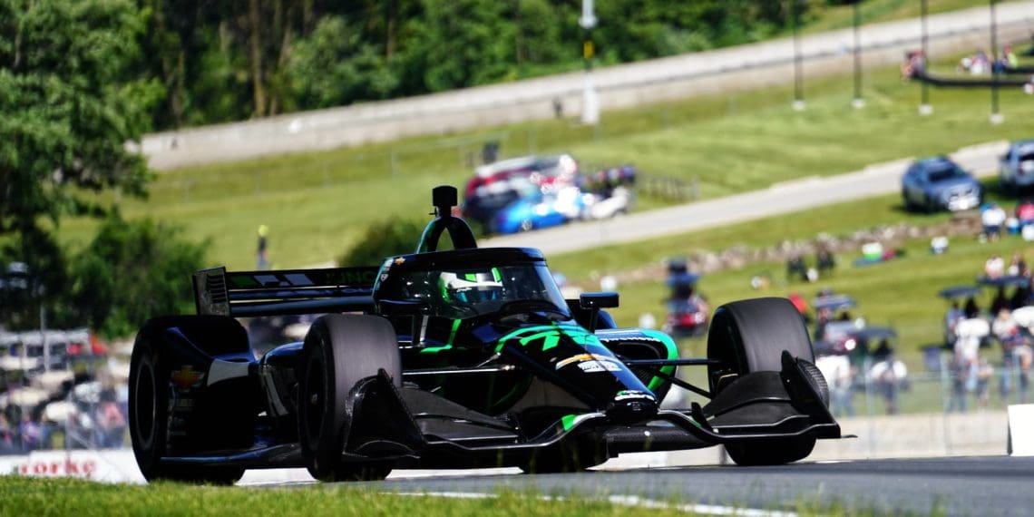 Siegel substitui Canapino em Road America em mudança repentina.
