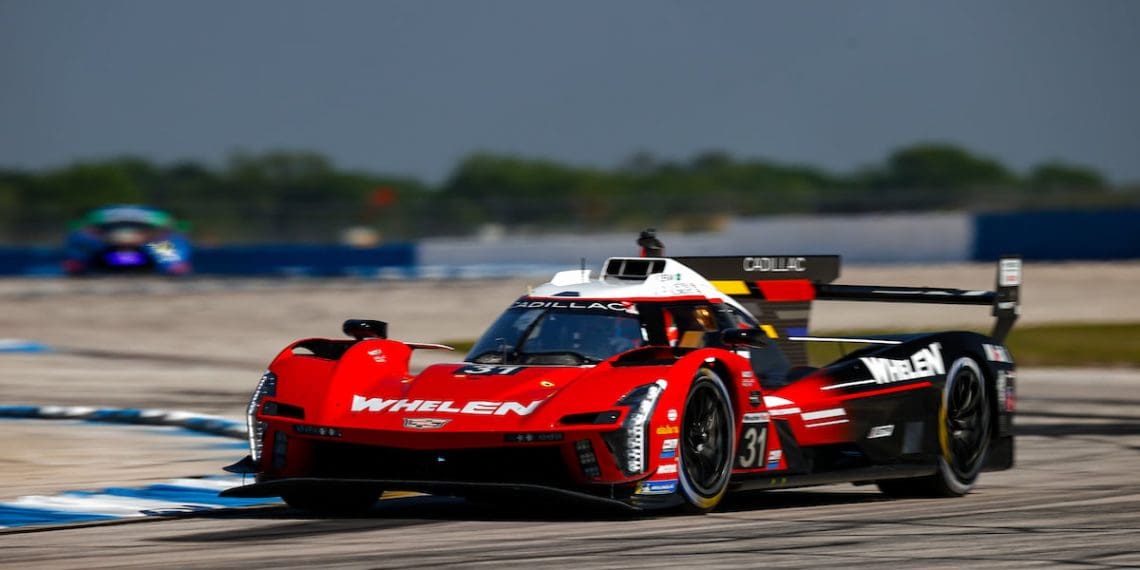 Derani garante posição de largada superior em Sebring enquanto Jaminet da Porsche sofre acidente.