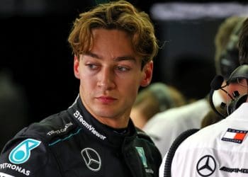 Russell: Mercedes encontra soluções para problemas da F1 usando correções temporárias.