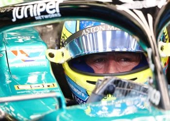 Alonso continua ligado à Aston Martin após a aposentadoria da F1
