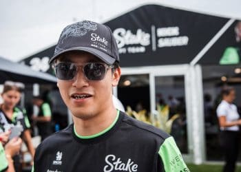 Zhou disposto a fazer retorno com Alpine em 2025 enquanto trabalha para manter seu lugar na F1.