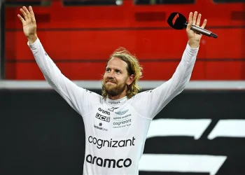 Sebastian Vettel sugere possível retorno à Fórmula 1 em meio a especulações sobre envolvimento da Audi.