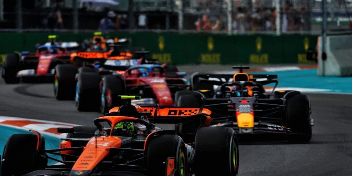 Podcast da F1: Posição da McLaren na ordem competitiva muda.