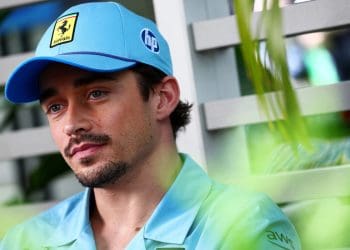 Leclerc confessa que trazer Newey para a Ferrari F1 seria incrível.