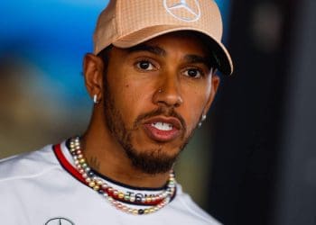 Lewis Hamilton critica início de 2024 como “o mais terrível” em sua carreira na Fórmula 1.