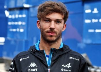 Alpine concede contrato novo a Gasly – e intensifica busca por Sainz