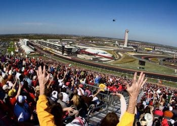 Fórmula 1: Um emocionante display de velocidade e talento.