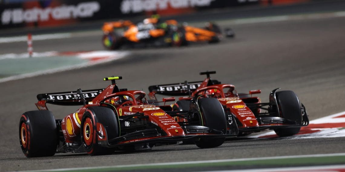 Sainz tentou evitar que Leclerc perdesse tempo na luta da Fórmula 1 no Bahrein.