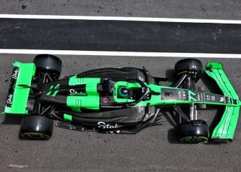 Pilotos da Sauber começam Grande Prêmio do Canadá de F1 na garagem.