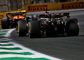 Allison debate desafio da F1 em lidar com ar sujo.