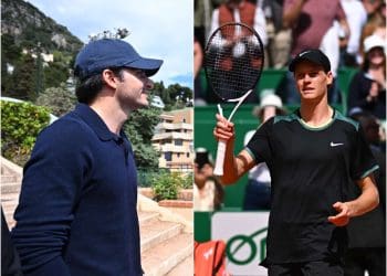 Jannik Sinner revela interesse em assistir a corridas se sua agenda permitir durante conversa com Carlos Sainz em Monte Carlo.