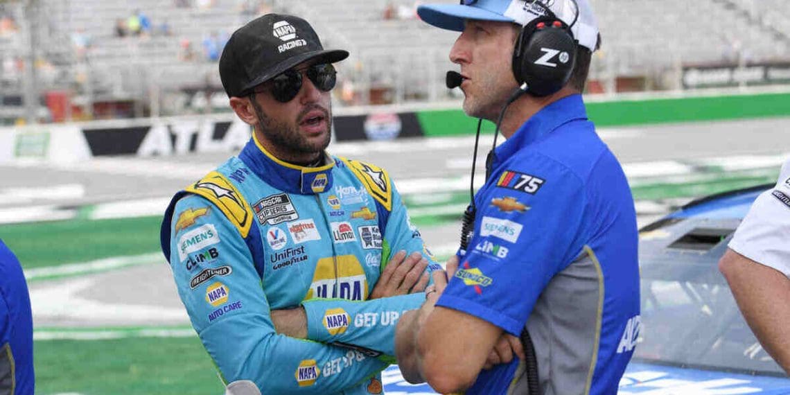 Vídeo: Alan Gustafson defende apaixonadamente o desempenho de Chase Elliott na era Next-Gen.