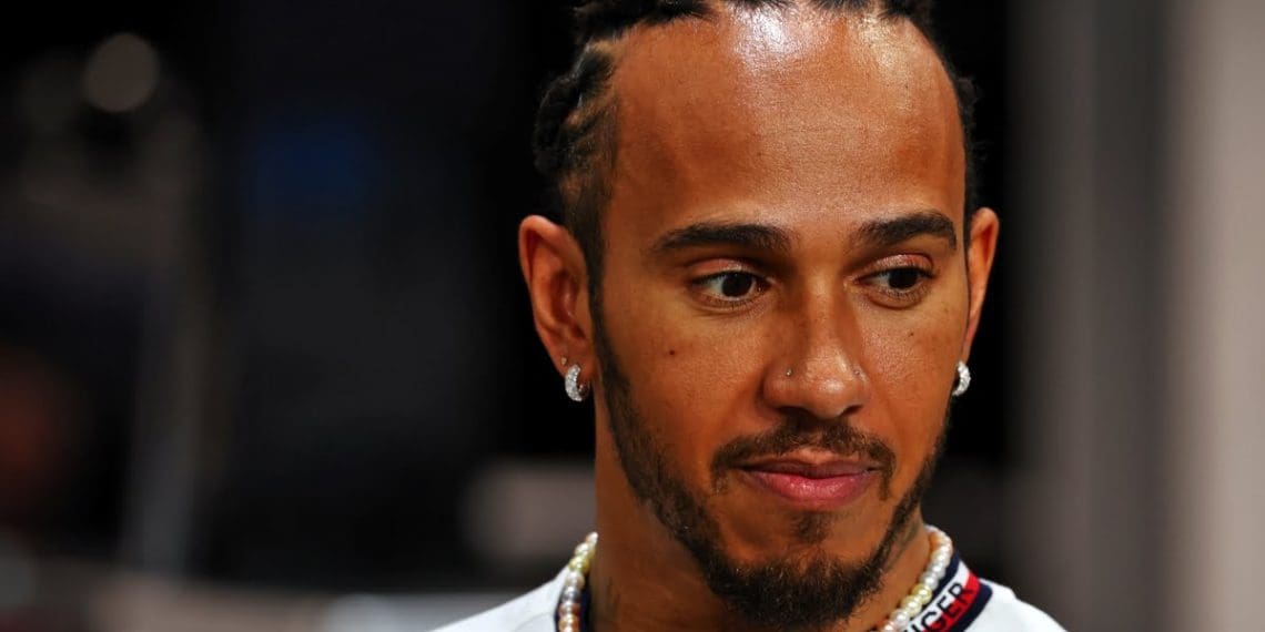 HAMILTON COMPARA TENSA RIVALIDADE ENTRE RED BULL E MCLAREN.