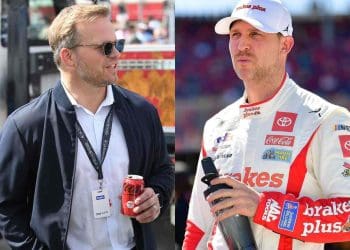 Denny Hamlin entra em conflito público com o executivo da SMI Marcus Smith sobre herança.