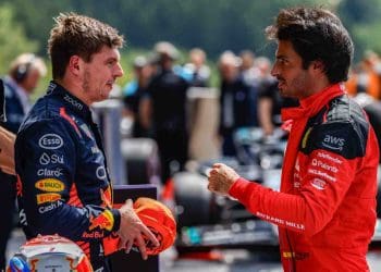 Carlos Sainz acredita que até uma pequena melhoria pode resultar em uma possível vitória na batalha contra a Red Bull.