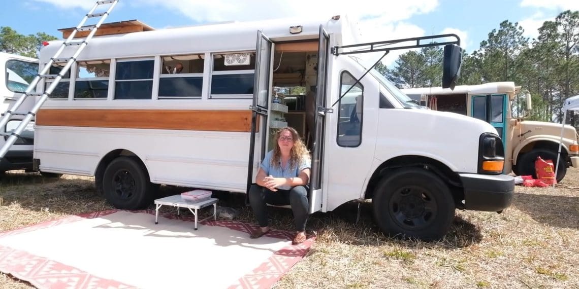 INSANELY CHEAP MINIBUS SKOOLIE HAS A HOMEY DESIGN