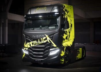 Iveco eletrifica a digressão europeia dos Metallica