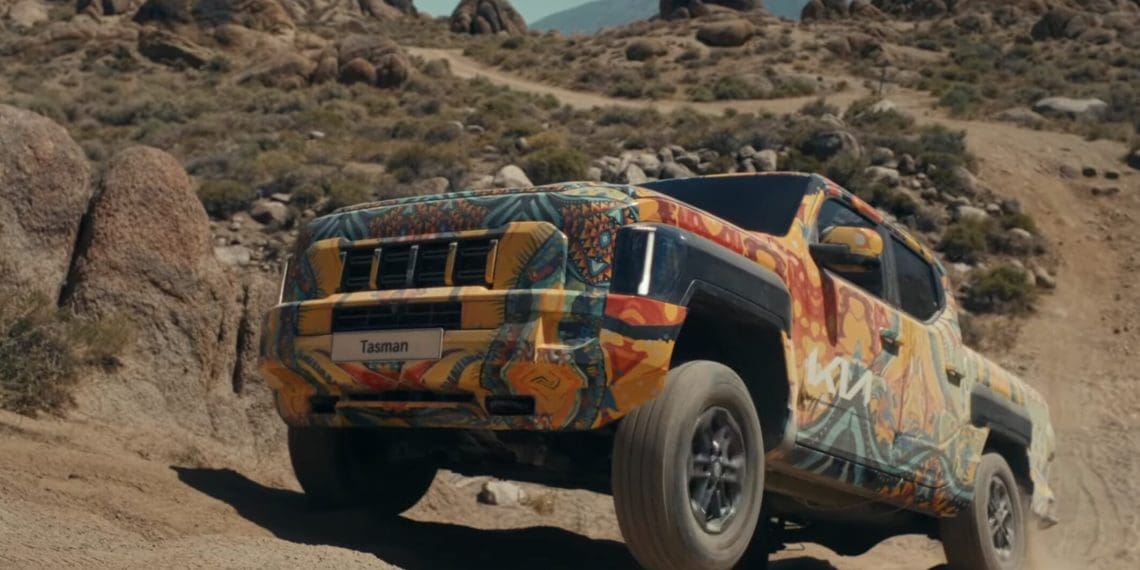 VIDEO – 2025 Kia Tasman: The Rugged New Off-Roader Set to Take on the Desert and Beyond