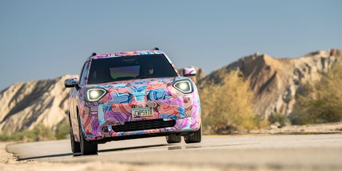 MINI Aceman 100% elétrico conclui testes dinâmicos com sucesso