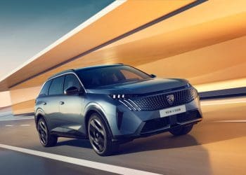 Peugeot revela o E-5008 com autonomia até 660 km