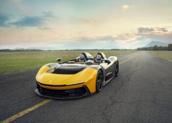 Pininfarina volta a mostrar a barchetta elétrica B95