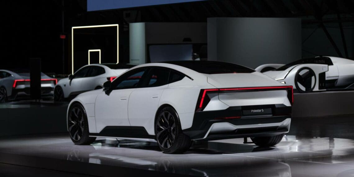 Polestar 5 mostra-se pela primeira vez