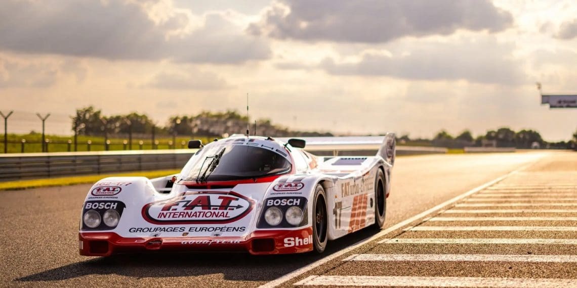 Este Porsche 962 que correu nas 24 Horas de Le Mans pode ser seu