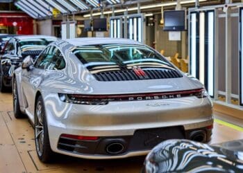 Porsche prepara fábrica Zuffenhausen para produzir 718 elétrico