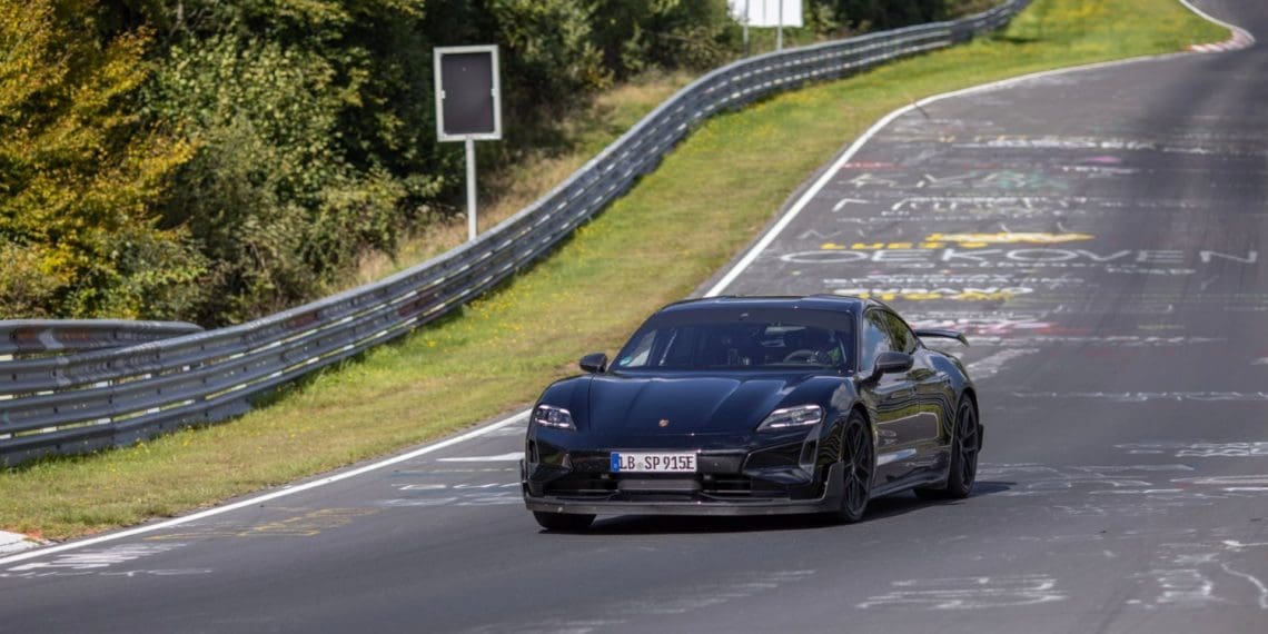 Porsche Taycan de alta performance perto de alcançar recorde do Nevera em Nürburgring