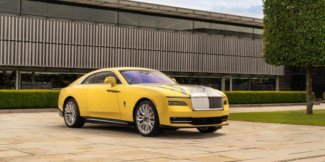 Spectre Semaphore Yellow: exclusiva obra de arte inspirada na Califórnia