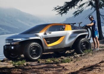 Ian Callum lança marca própria com espetacular buggy elétrico