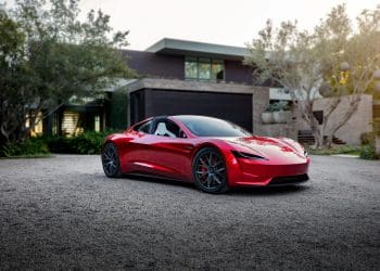 Elon Musk deixa mensagem enigmática ao afirmar – “Nunca haverá outro carro como este, se você pudesse até chamá-lo de carro”