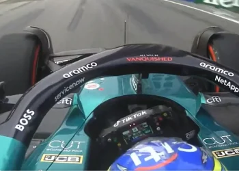 VIDEO – Fernando Alonso’s Spectacular Save Steals the Show in Singapore GP Practice – “ To avoid the crash a push all the buttons“