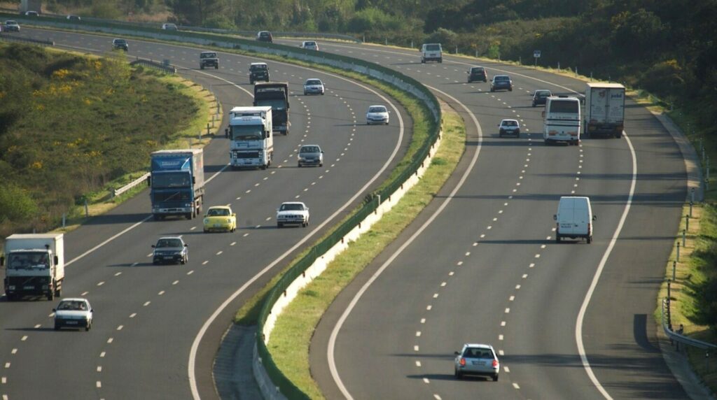 Zero alerta que emissões dos transportes continuam a ameaçar metas climáticas 