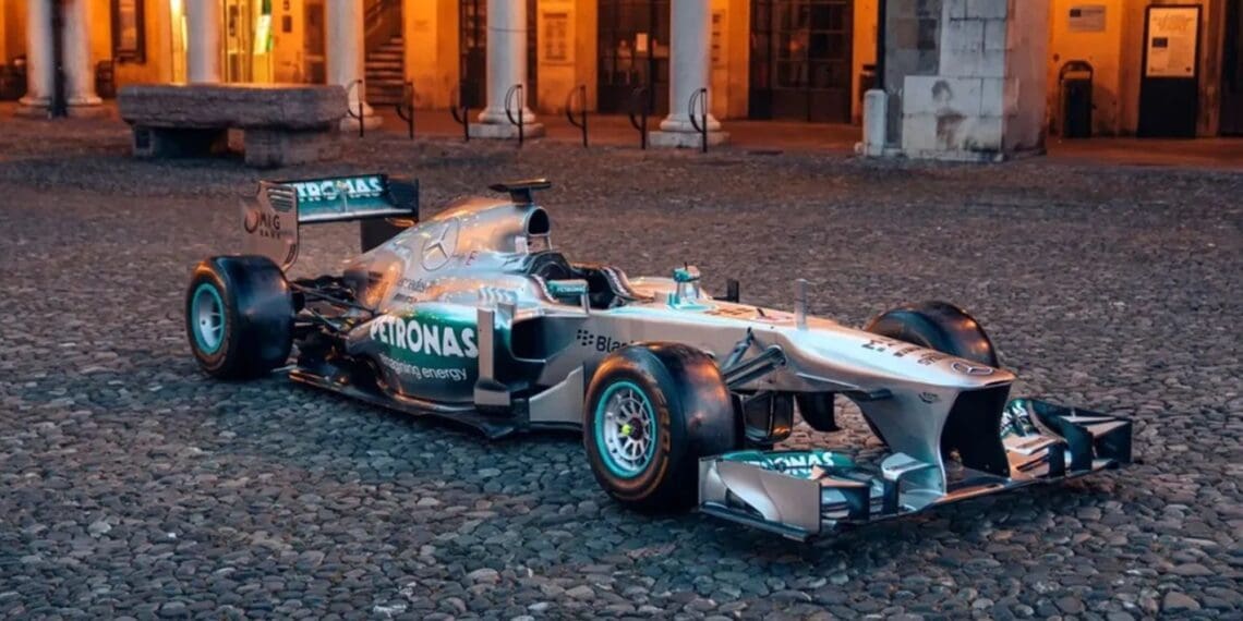 Primeiro Mercedes de Hamilton ainda bate recordes: é o F1 mais caro da era moderna!